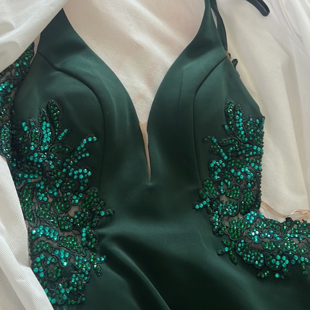 FAVIANA GREEN PROM DRESS